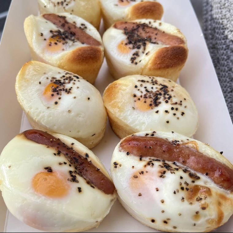 俺のBakeryとウルフ氏が再コラボ!韓国屋台で人気のケランパンとコグマパンを販売の画像