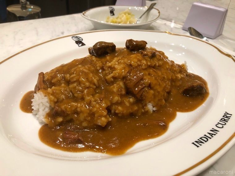 皿に盛られたインデアンカレー