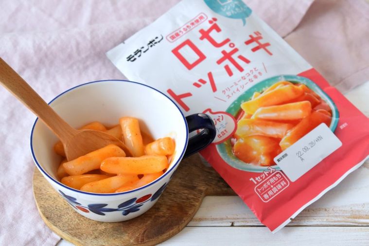 韓国発のヒットグルメ「ロゼトッポギ」って?スーパーで買えるモランボンの新商品を実食の画像
