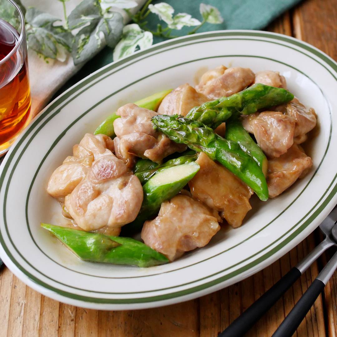 コクうま！鶏肉とアスパラのオイマヨ炒め