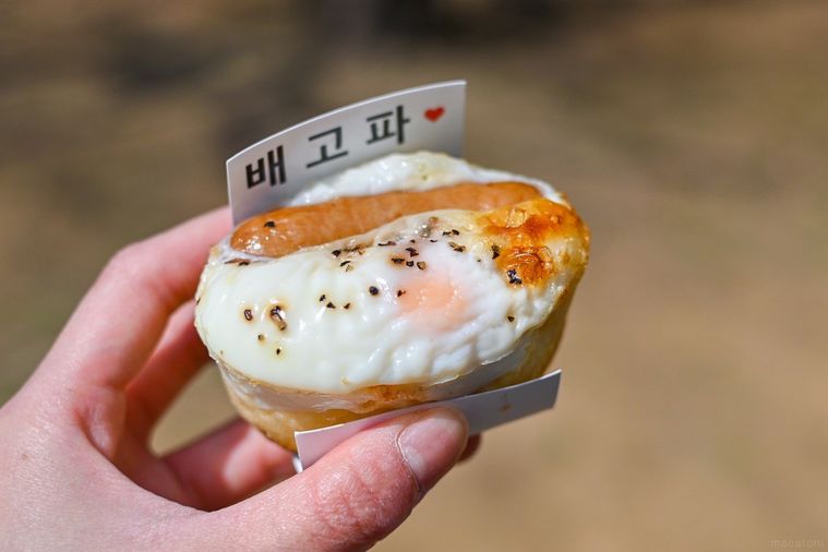 韓国屋台グルメ「ケランパン」3種を実食!ヒット作マヌルパンを生んだ、俺のベーカリー×ウルフ氏のコラボ第2弾の画像