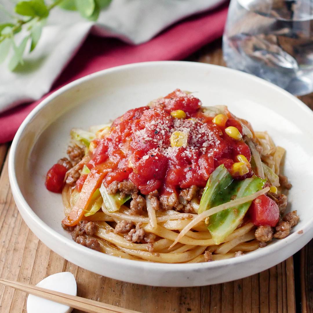 トマトソースで！イタリアンな焼きうどん