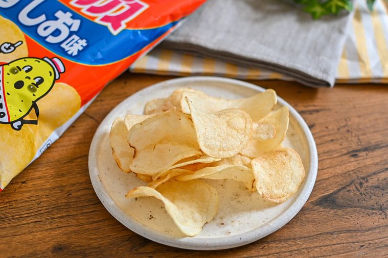 カルビーのポテトチップスのうすしお味の開封後