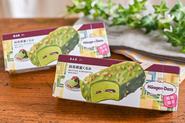 ハーゲンダッツ春新作「抹茶黒蜜くるみ」は和素材の奥深い味わいが贅沢。カリッと食感がアクセント【365日アイス女子】の画像