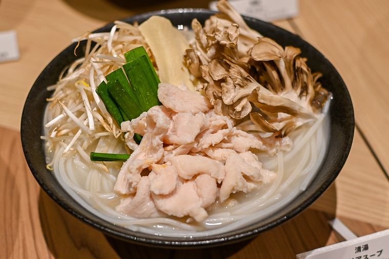 香港発スープヌードル店が日本上陸!新宿「譚仔三哥米線(タムジャイサムゴー)」のおすすめメニューの画像