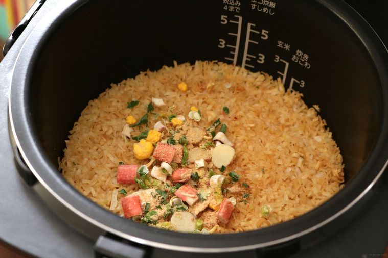 炊飯器で一発!シーフードヌードルで作る簡単ピラフの完成度がすごすぎた…の画像