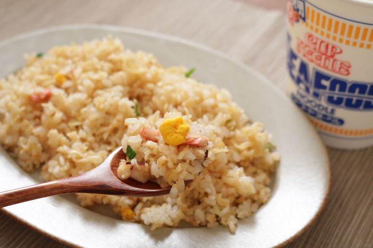 炊飯器で一発!シーフードヌードルで作る簡単ピラフの完成度がすごすぎた…の画像