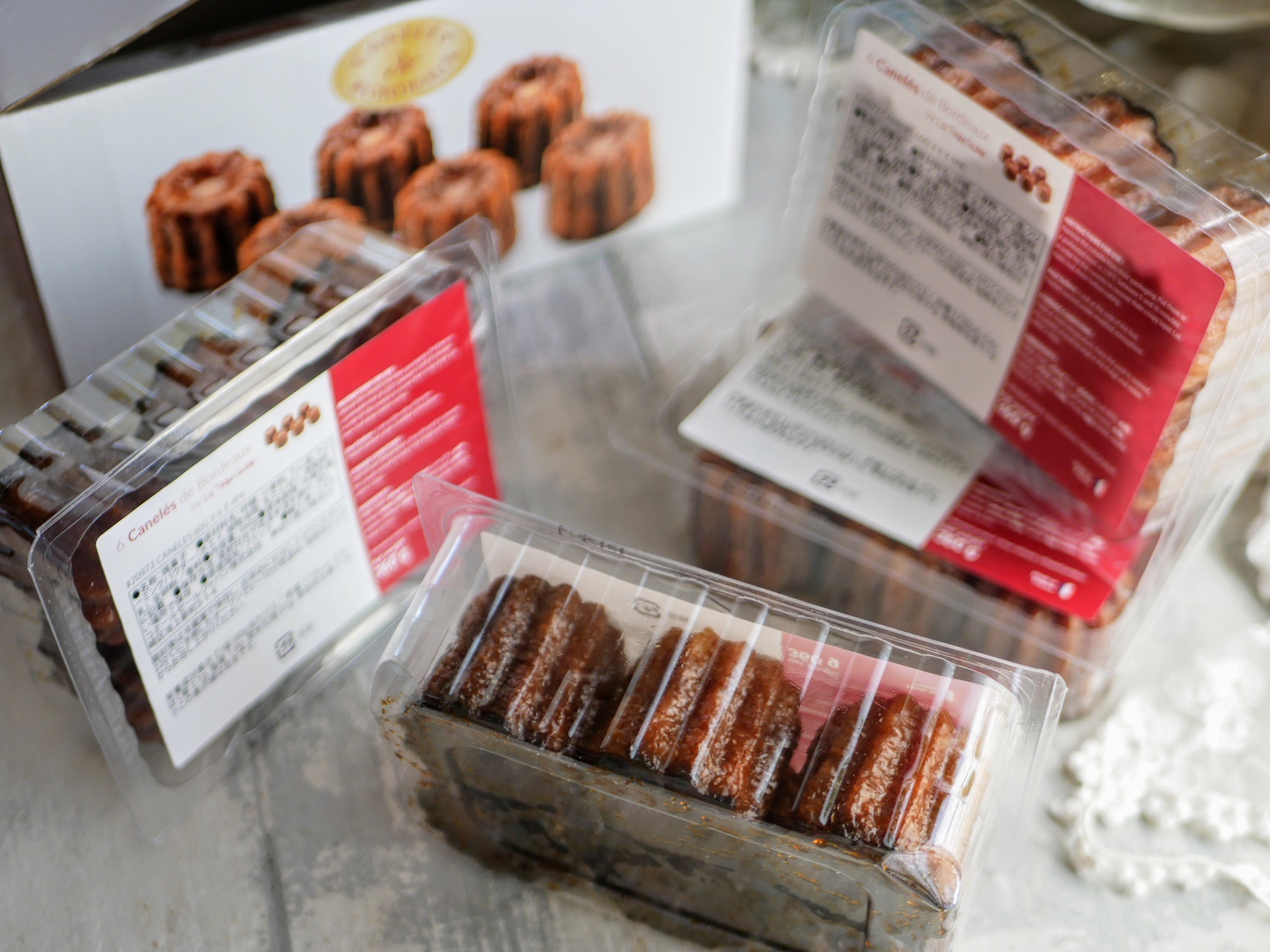 そのまま食べるのは間違い⁈ 賛否あるコストコ「カヌレ」の食べ方を