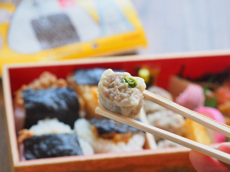 崎陽軒「おにぎりシウマイ弁当」を入手!期間限定の発売につき、即売り切れの嵐!?の画像