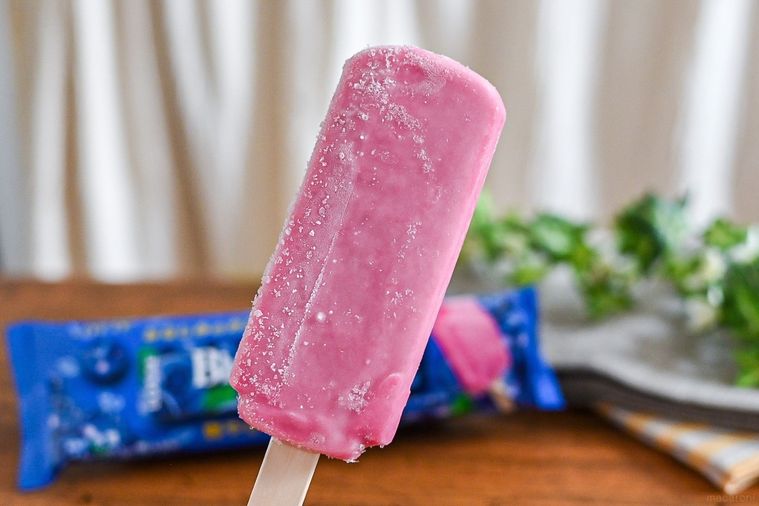 懐かしの「ブルーベリーガム」がアイスになった!? 食感も風味も本家にかなり近い再現度【365日アイス女子】の画像