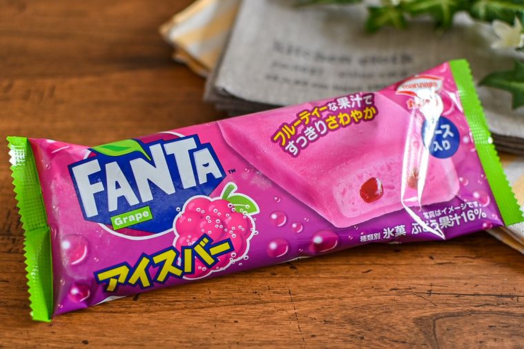 ファンタグレープがアイスになって登場!フルーティーでジューシーな味わいが夏にぴったり【365日アイス女子】の画像