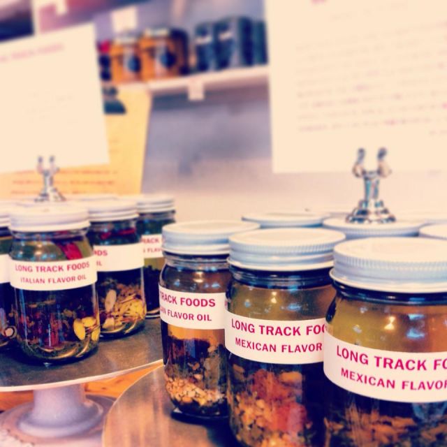 longtrackfoods ロングトラックフーズ home_02_.jpg