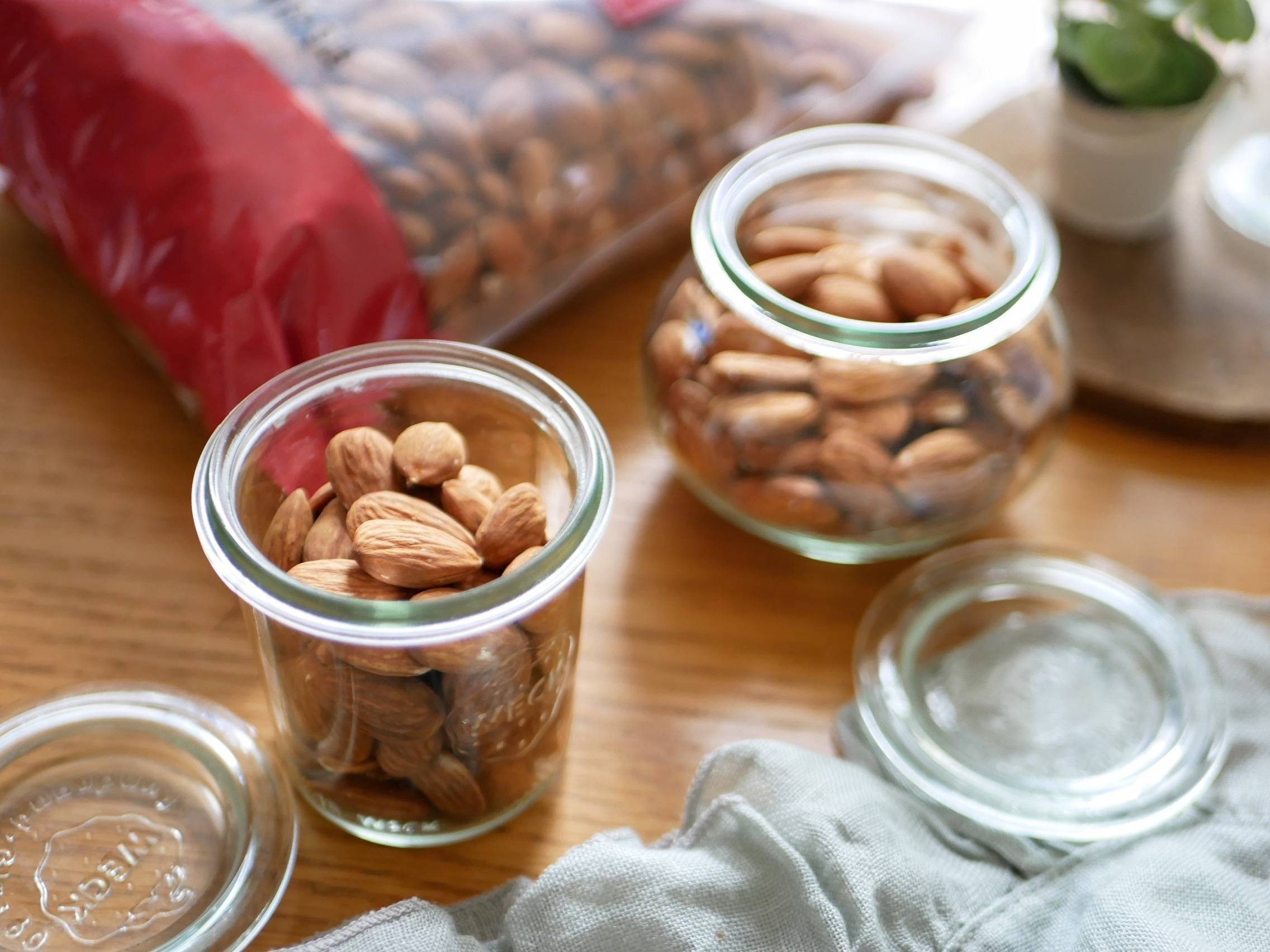 コストコの「生アーモンド」を深掘り検証！味わいやおすすめの使い方