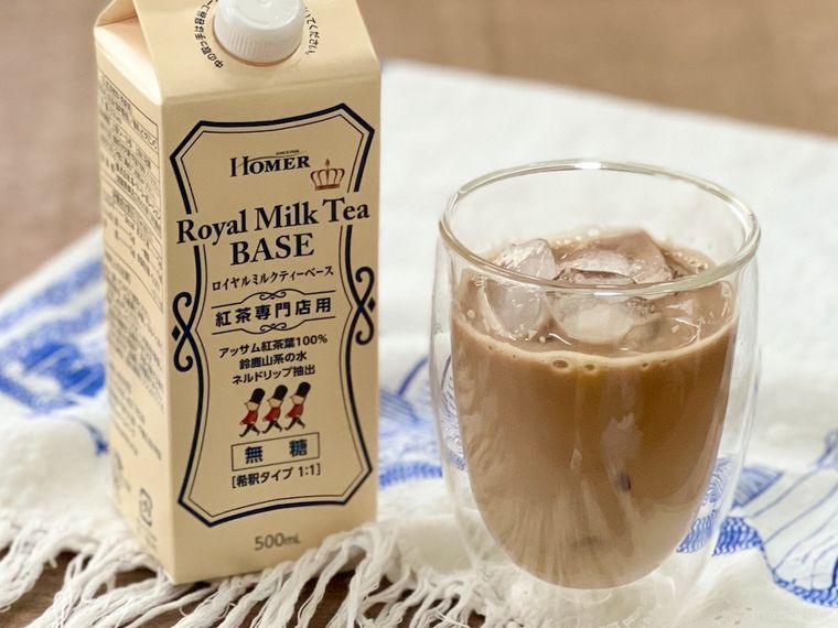 全紅茶好きに教えたい。カルディ「ロイヤルミルクティベース」はアイスに直がけが正解の画像