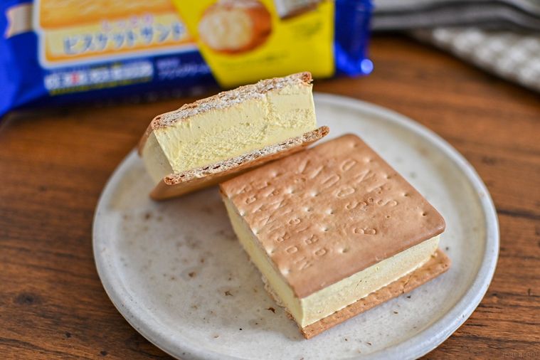 ビスケットサンドがビアードパパとコラボ!本家パイシュークリームの味や食感をそのまま再現【365日アイス女子】の画像