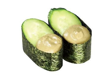 くら寿司で「超三貫と日本海」フェアが開催中!110円から食べ比べを楽しめるの画像
