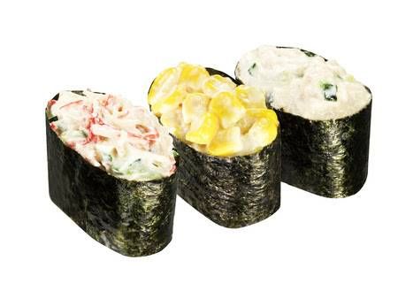 くら寿司で「超三貫と日本海」フェアが開催中!110円から食べ比べを楽しめるの画像