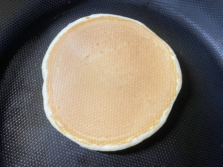 プロがコツを伝授 小麦粉で作るフワフワパンケーキレシピ 2ページ目 Macaroni