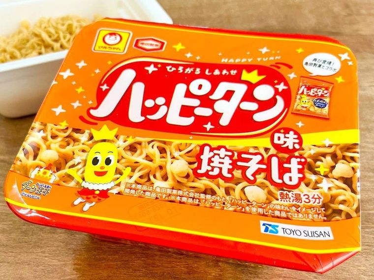 噂のハッピーターン味焼きそばを実食!“魔法の粉” を使わずに再現された味とは!?の画像