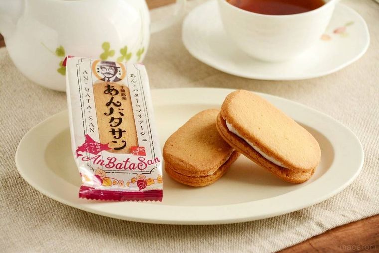 今しか食べられない!北海道土産「あんバタサン」がワッフルになってファミマに登場の画像