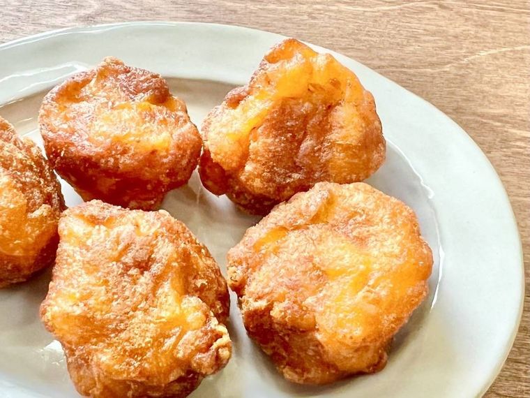 ハッピーターン味のからあげクンに予想外の展開が!食べてみて気づいたあることの画像