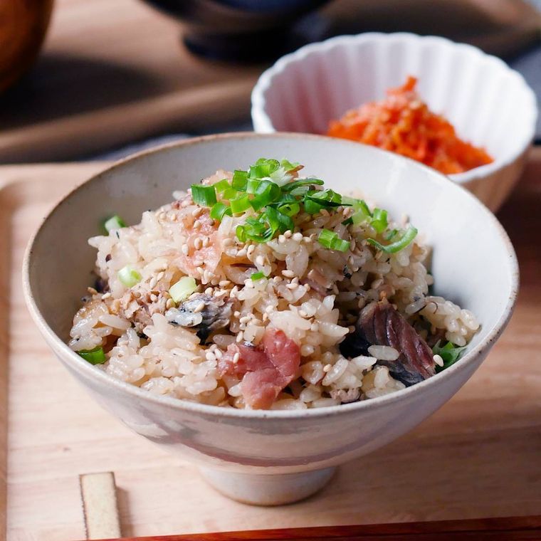 さばと梅干しの炊き込みごはん