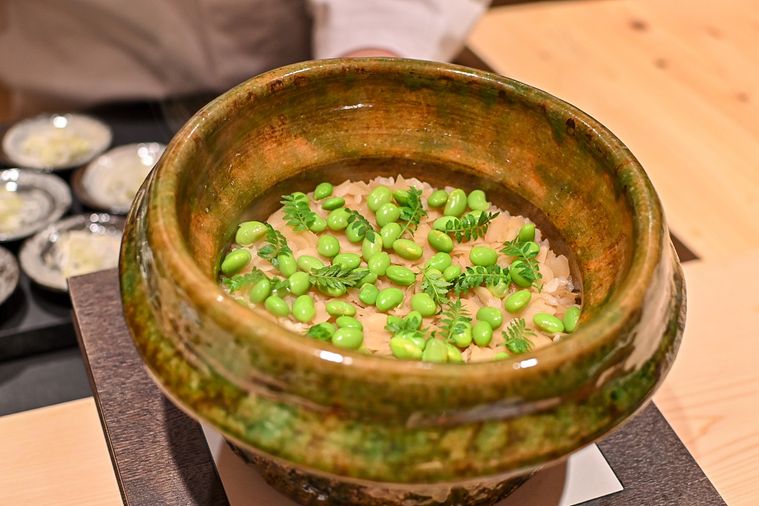 新進気鋭の肉割烹「うし富味」が新富町にオープン。黒毛和牛と旬食材を ‟引き算の料理” で堪能の画像
