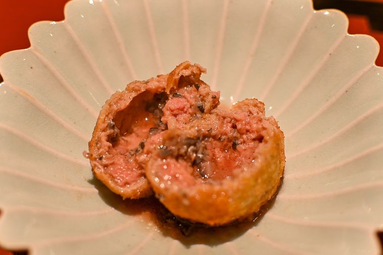 新進気鋭の肉割烹「うし富味」が新富町にオープン。黒毛和牛と旬食材を ‟引き算の料理” で堪能の画像