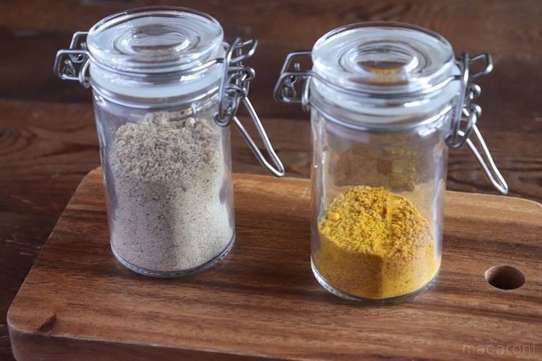 保存瓶に入ったスパイス