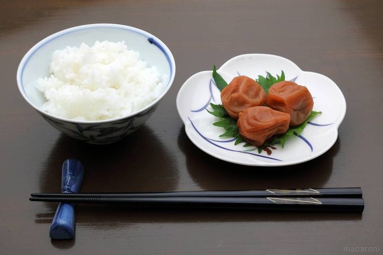 「朝食の定番おかず」人気ランキングTOP10!ごはんに合う食材・料理は?の画像