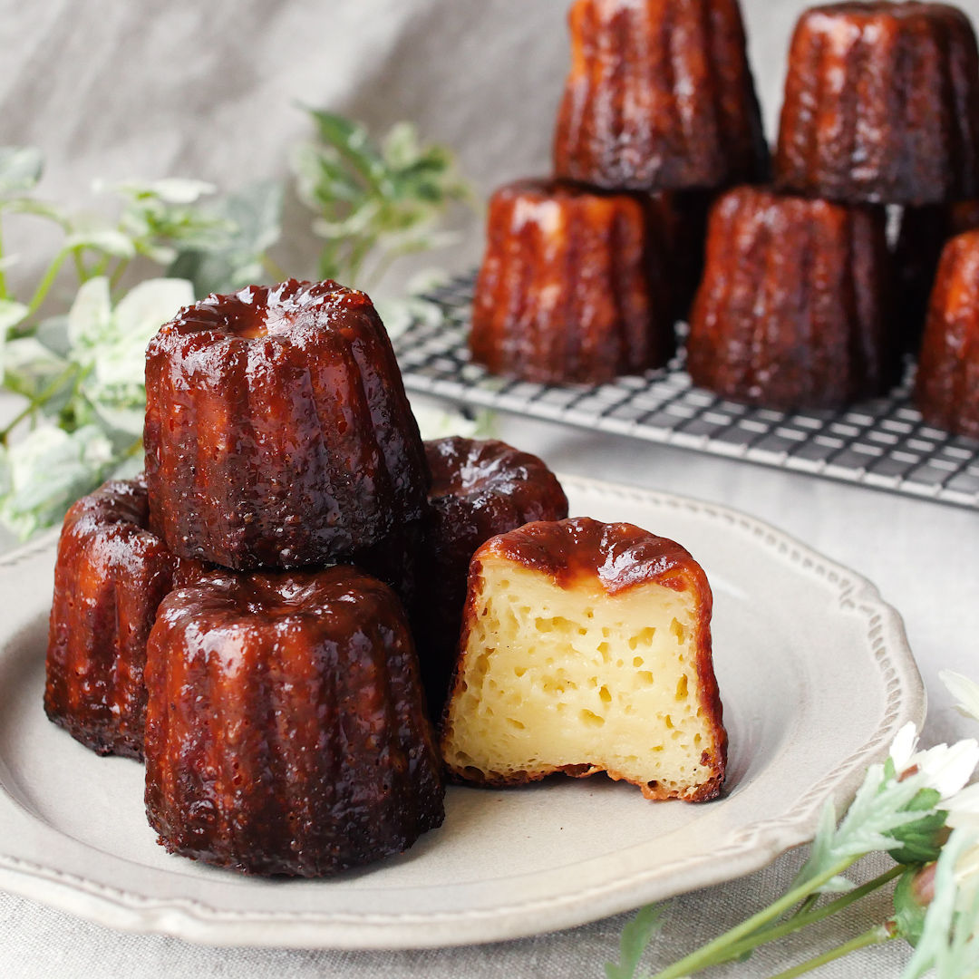 【新品・特別価格！】カヌレ型 ステンレス製 22個セット 楽天市場】霜鳥製作所ブラックフィギュア カヌレ焼型 10個セット D-076