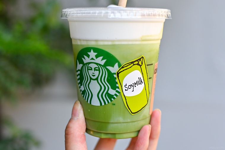 スタバ「ダブル 抹茶 ティー ラテ」の正解カスタム!? Twitterで11万いいねのオーダー方法の画像