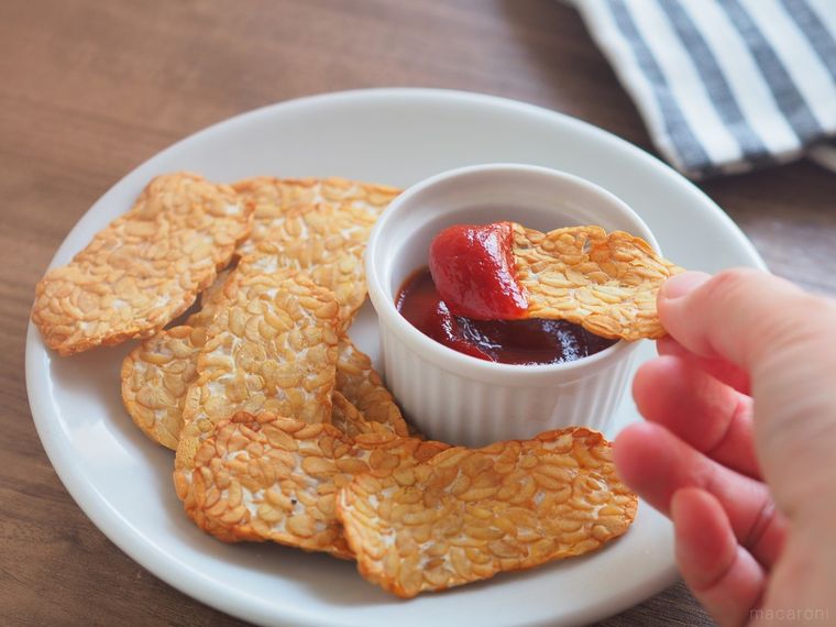 業務スーパーの謎食材「テンペ」って知ってる?おいしい食べ方と調理の注意点の画像