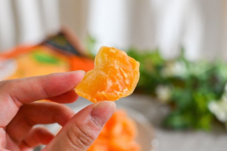 ダイソーで「しっとり果実」が売れてる⁉︎ ドライフルーツとは思えない衝撃食感がSNSでヒットの画像