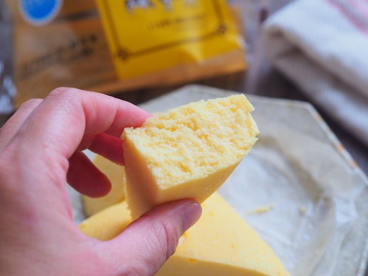 なんて罪深いの!ファミマ「まるでバターな蒸しケーキ」は冷やして食べるのが正解の画像