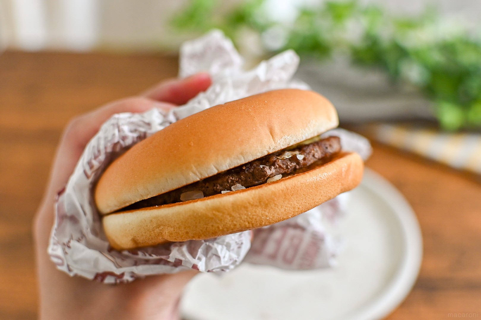 マックの裏技。ソース抜きで注文する「塩バーガー」がおいしいって本当