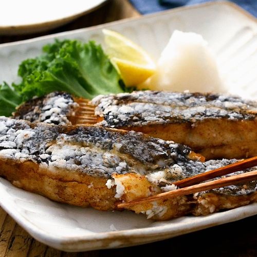 カレイの唐揚げ Macaroni