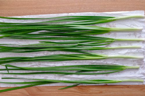 幅広い料理と相性抜群 ニラ醤油漬け の作り方とアレンジレシピ3選 Macaroni