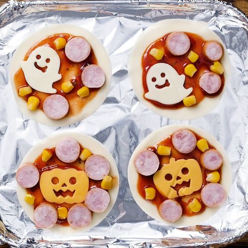 餃子の皮でハロウィンピザ Macaroni