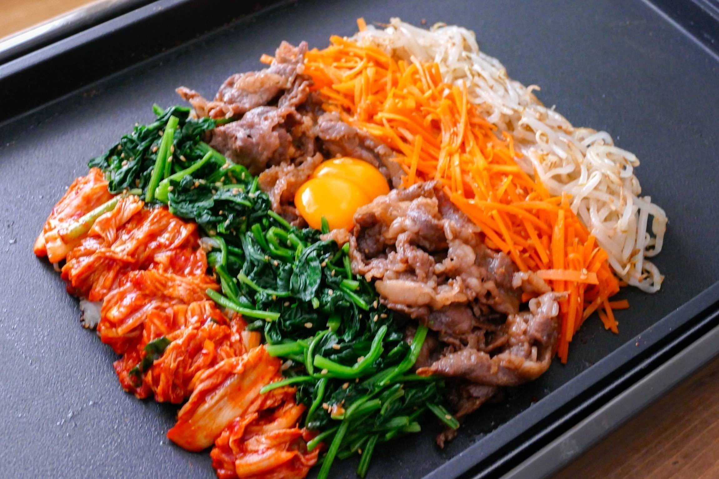 食卓が華やぐ！ホットプレートビビンバの作り方・レシピ macaroni