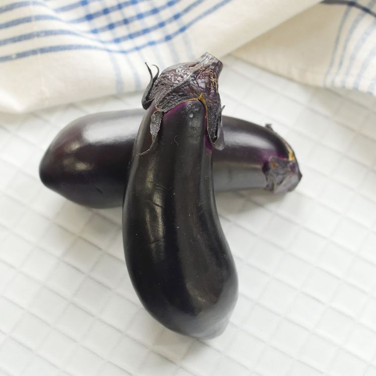 ナスが置かれている