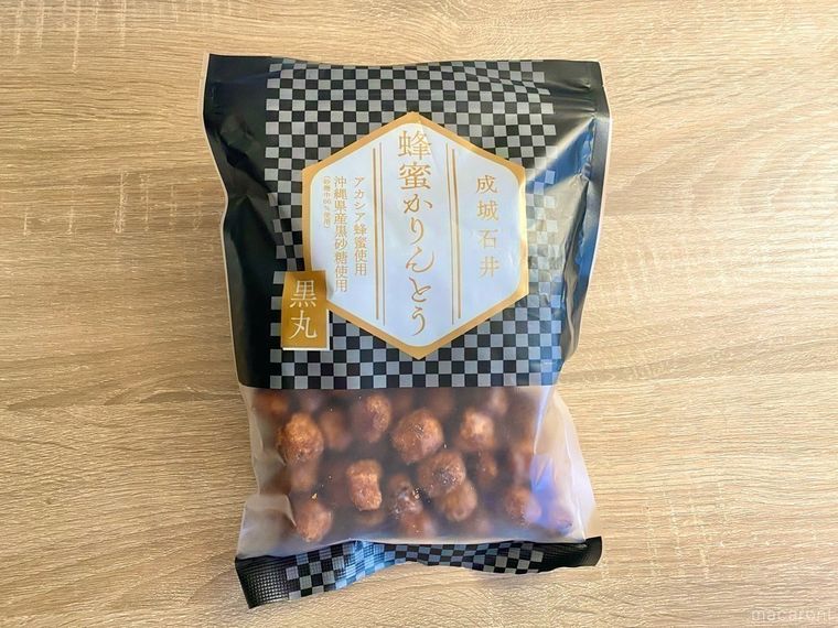 成城石井蜂蜜かりんとう黒丸のパッケージ