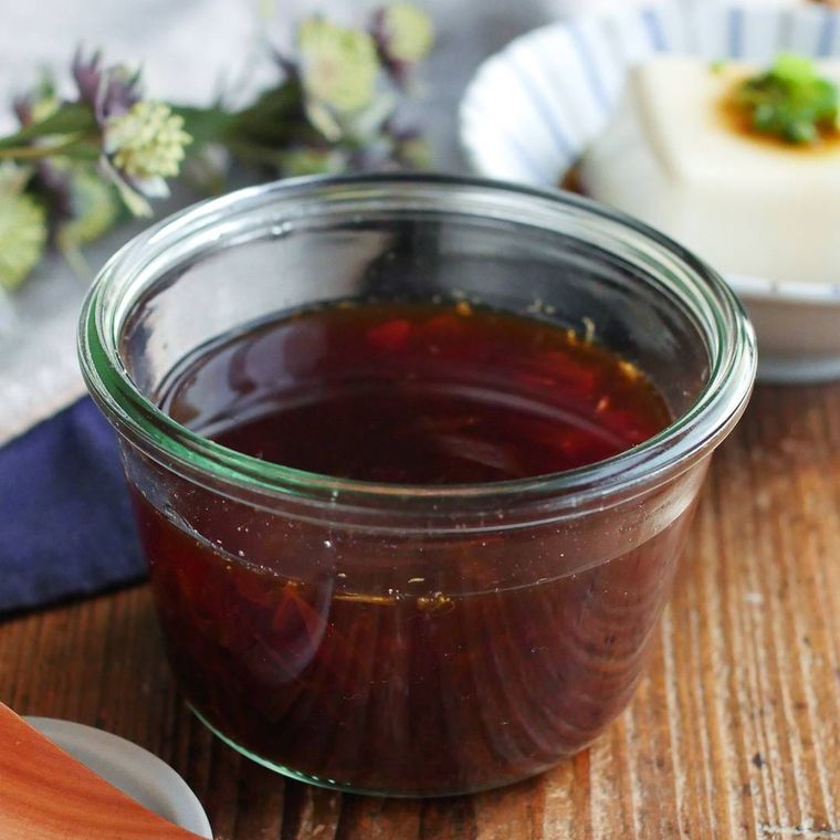 ガラスの器に入った自家製かぼすポン酢