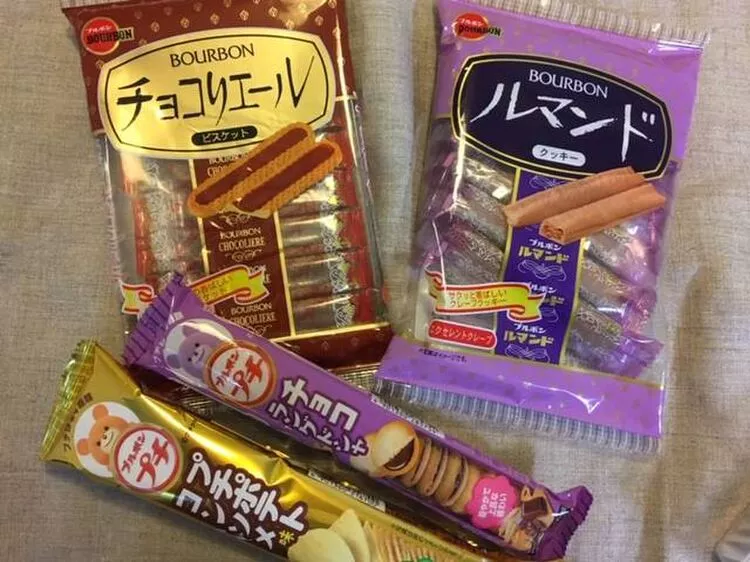 ブルボンの人気お菓子ランキングtop10 3位 バームロール 2位 アルフォート 1位は 2ページ目 Macaroni
