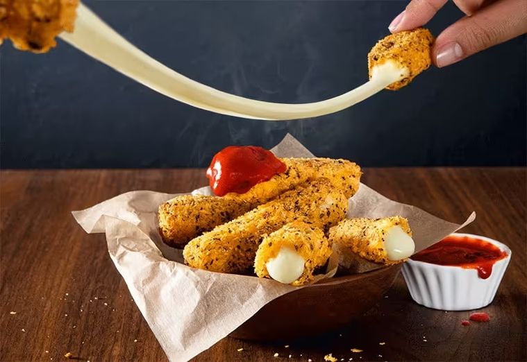 ドミノ・ピザののびるチーズ棒