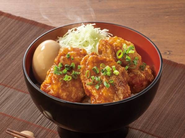 甘とろから揚げ丼が置かれている