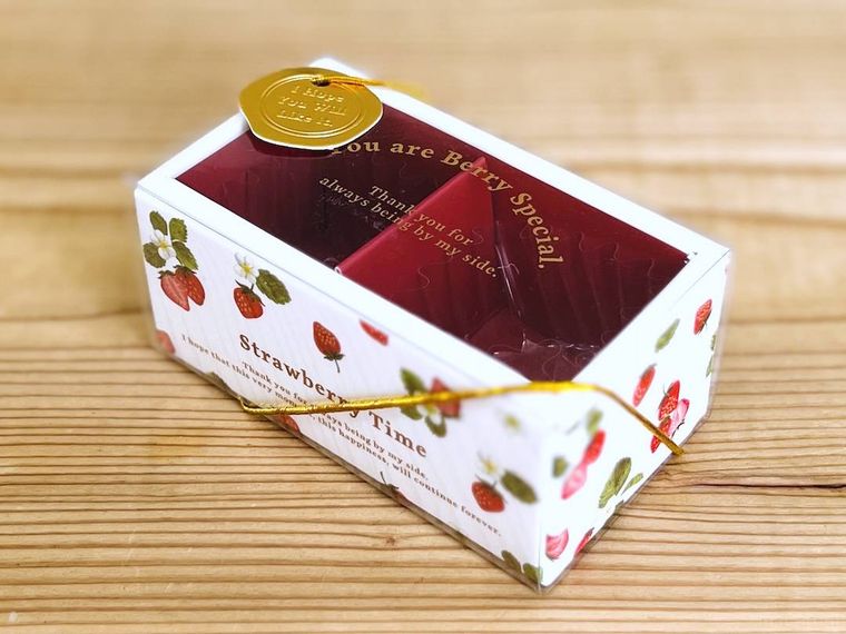 いちご柄のトリュフボックス