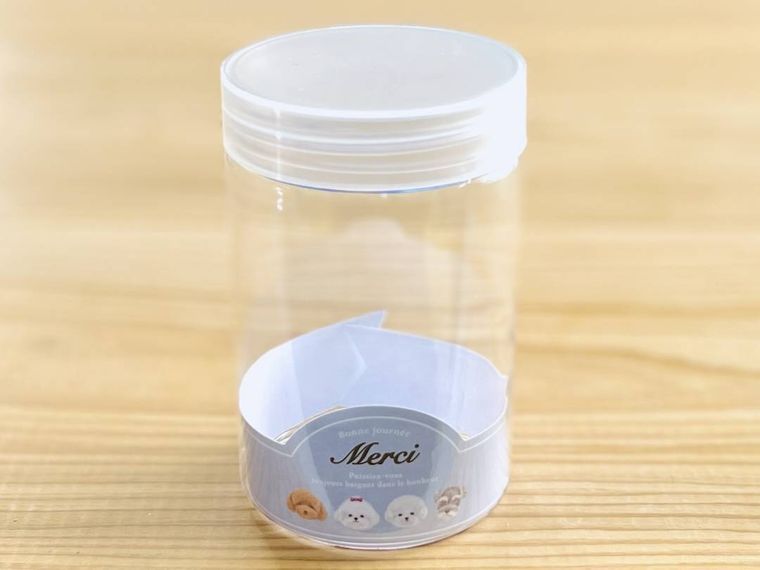 アニマル柄のクリアボトル