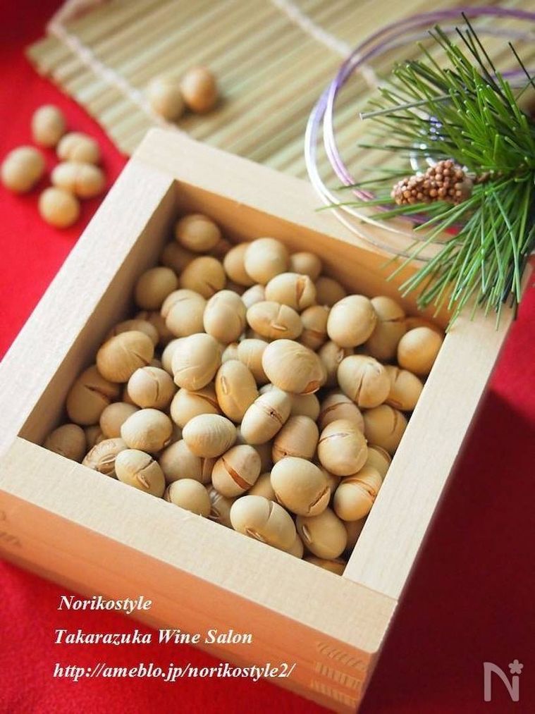 箱に入った福豆