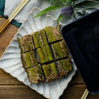 【作り方】卵焼き器でアスパラハンバーグ